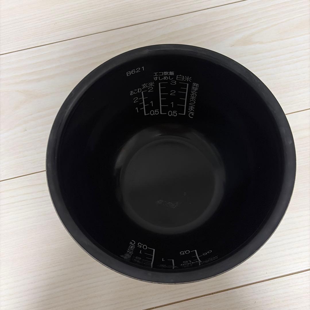 象印　圧力IH炊飯ジャー極め炊きNP-RN05 2024年製