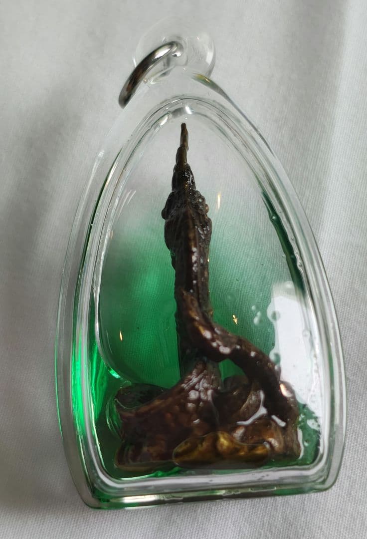 【猫チキ！】タイのお守りプラクルアン！タイの神獣ナーガ！