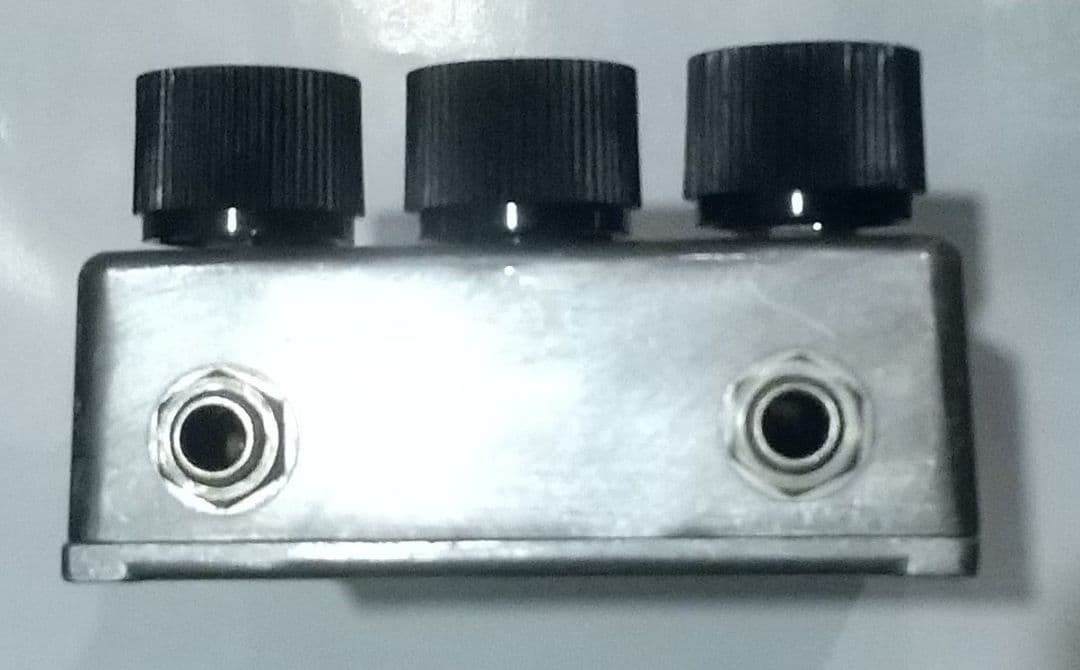 Skinpimp Buzzaround(Mullard OC84搭載)