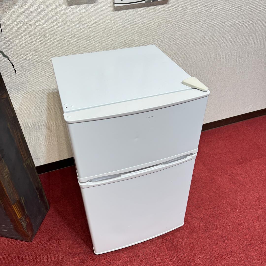 美品マックスゼン2020年製　2ドアミニ冷蔵庫　90リッター　JR090ML01