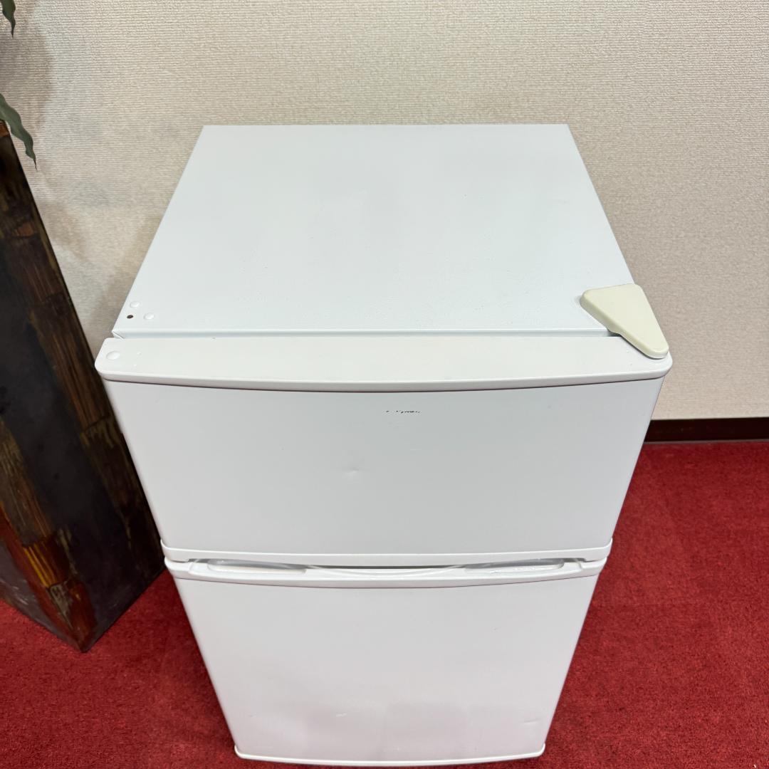 美品マックスゼン2020年製　2ドアミニ冷蔵庫　90リッター　JR090ML01