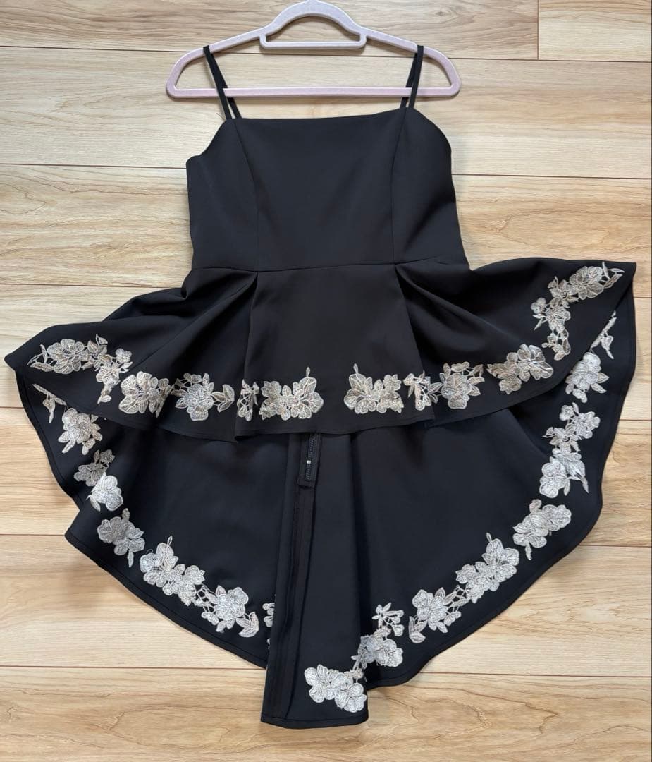 【お呼ばれ】etoll. 刺繍ペプラムビスチェ＆Iラインドレスセットアップ