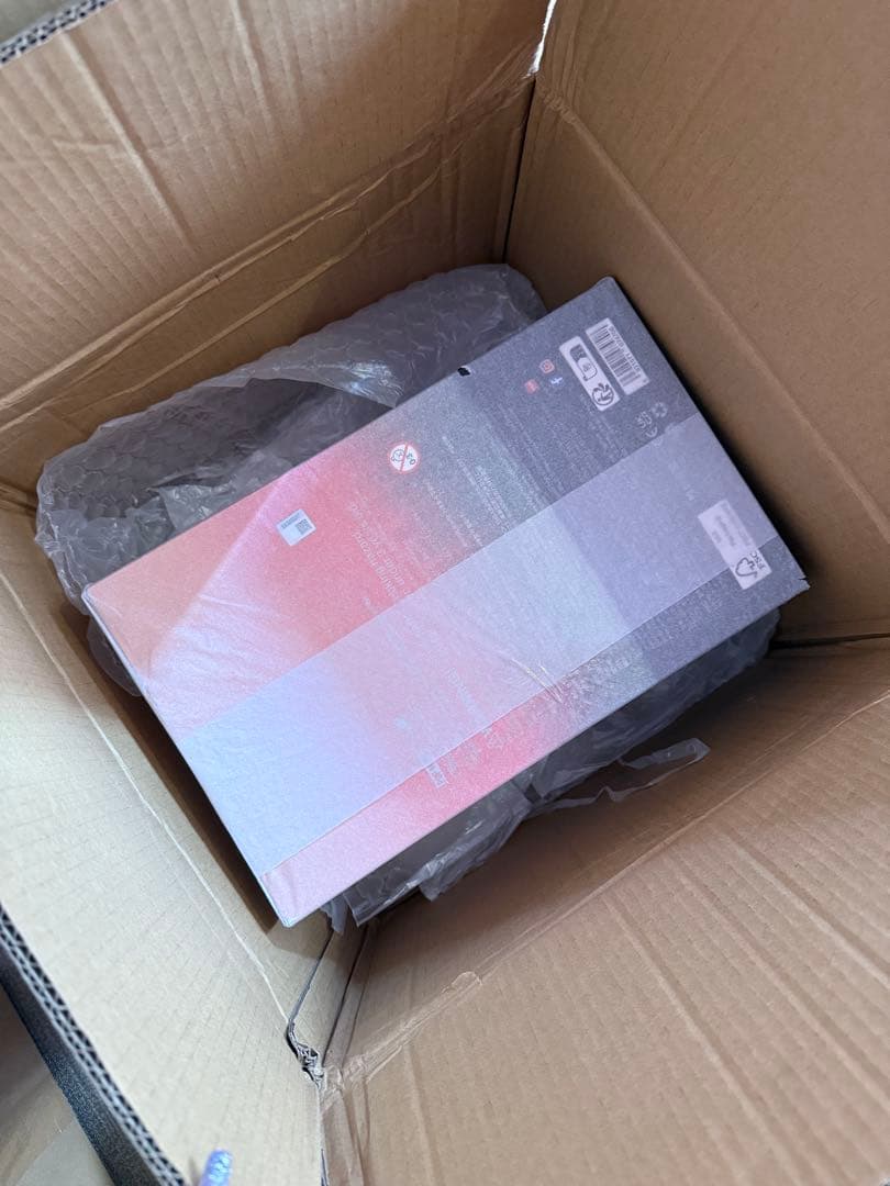 ラブブBig into Energy ROCK THE UNIVERSE ロック