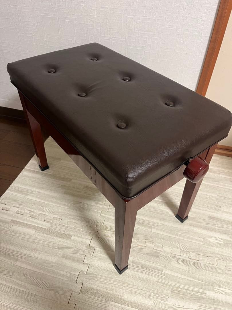 ピアノ 椅子