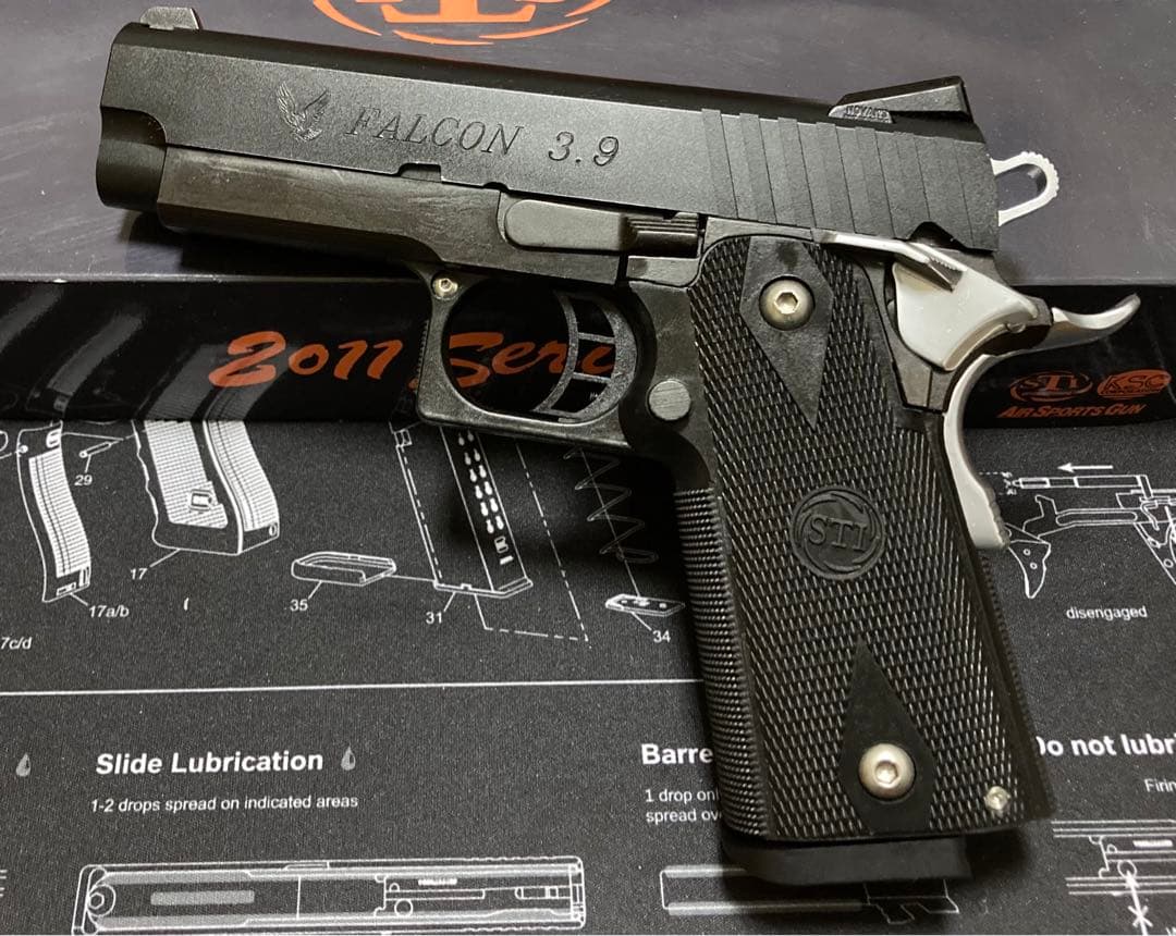 新品同様 KSC ガスブローバック STI ファルコン FALCON 3.9