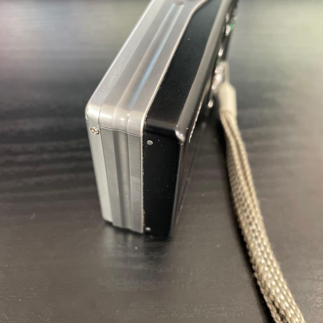 RICOH Caplio R5 7.0メガピクセル　コンパクトデジタルカメラ