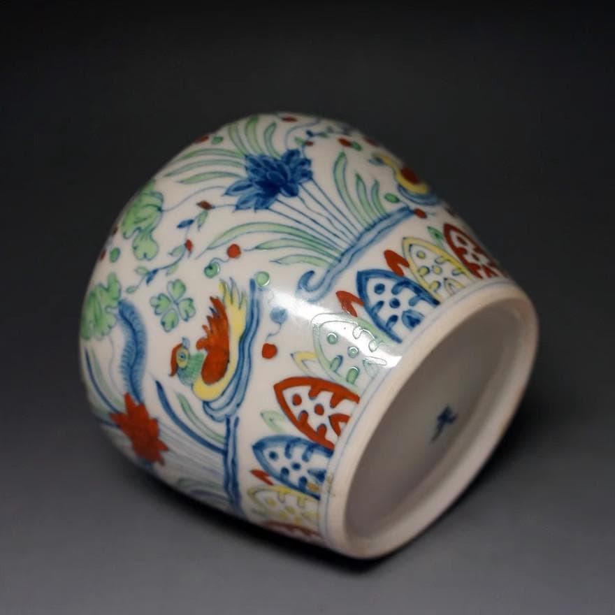 明代斗彩意匠　蓋付罐 　陶器