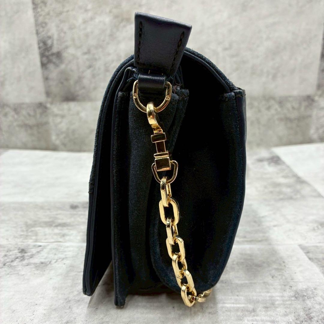 極美品 トリーバーチ エンボス デカロゴ チェーン ショルダーバッグ 斜め掛け