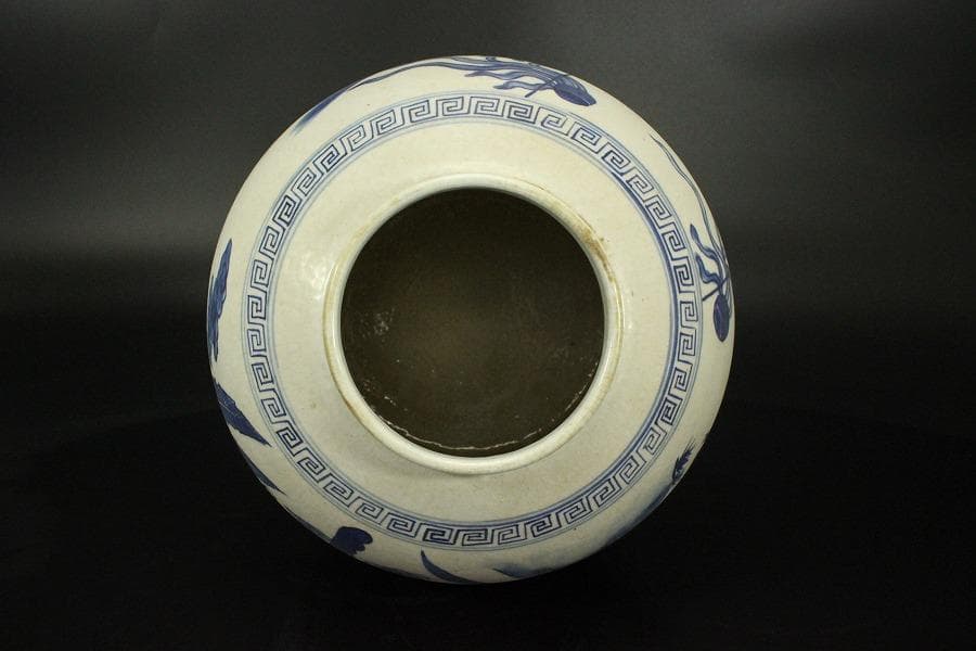 中国美術 青花 宮廷人物紋 蓋壷 高25.5cm(LC209)