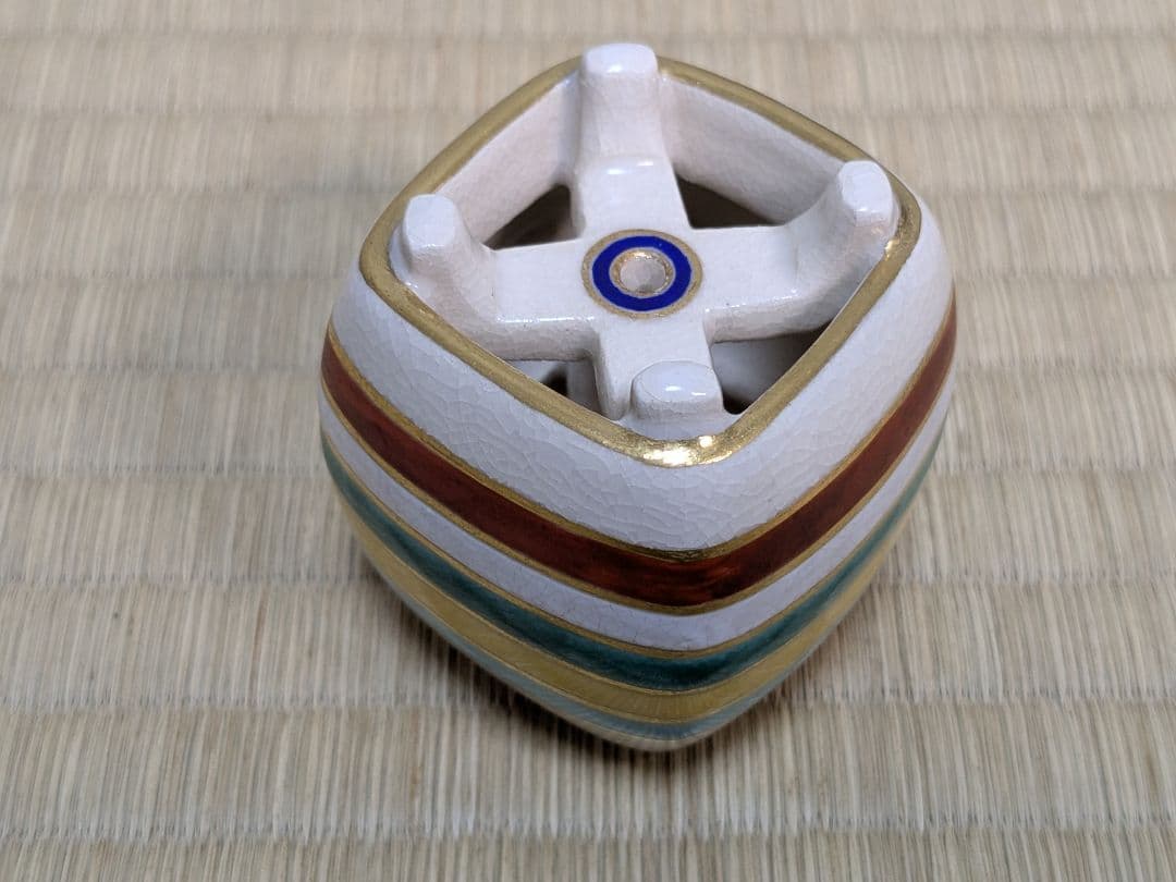 真葛香斎　糸巻蓋置＆久世久宝振出、茶巾筒