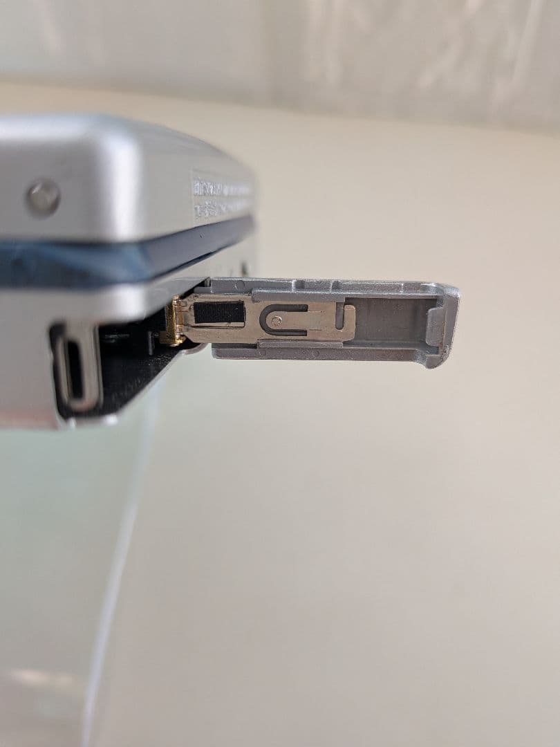 整備品 SONY WM-WX1 ソニー カセットウォークマン 充電器とガム電池付