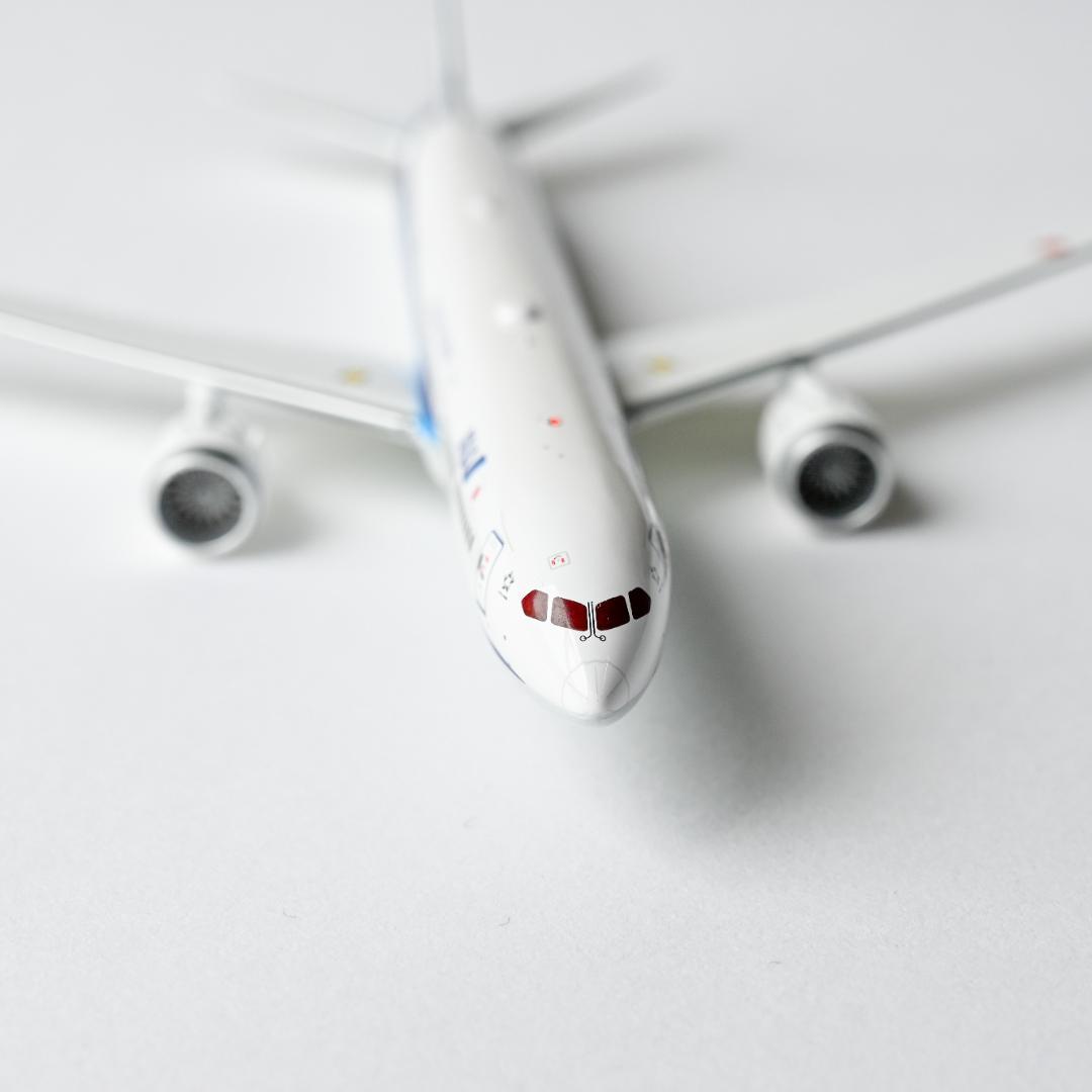 ANA 全日空 B787-10 ギア着脱可 JA981A 1/400