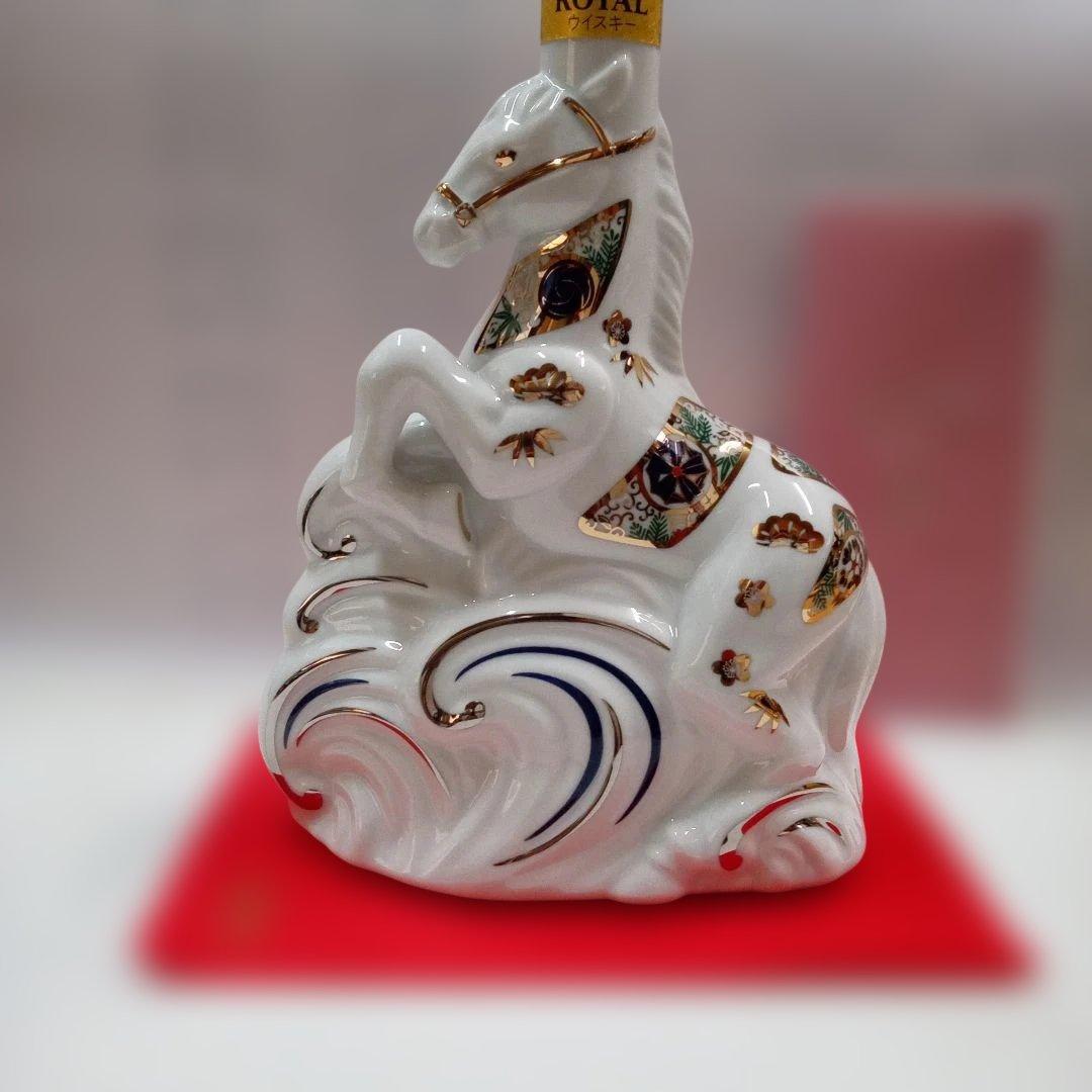 【新品：未開封】サントリー ローヤル 午歳 干支ボトル 2026年 馬年