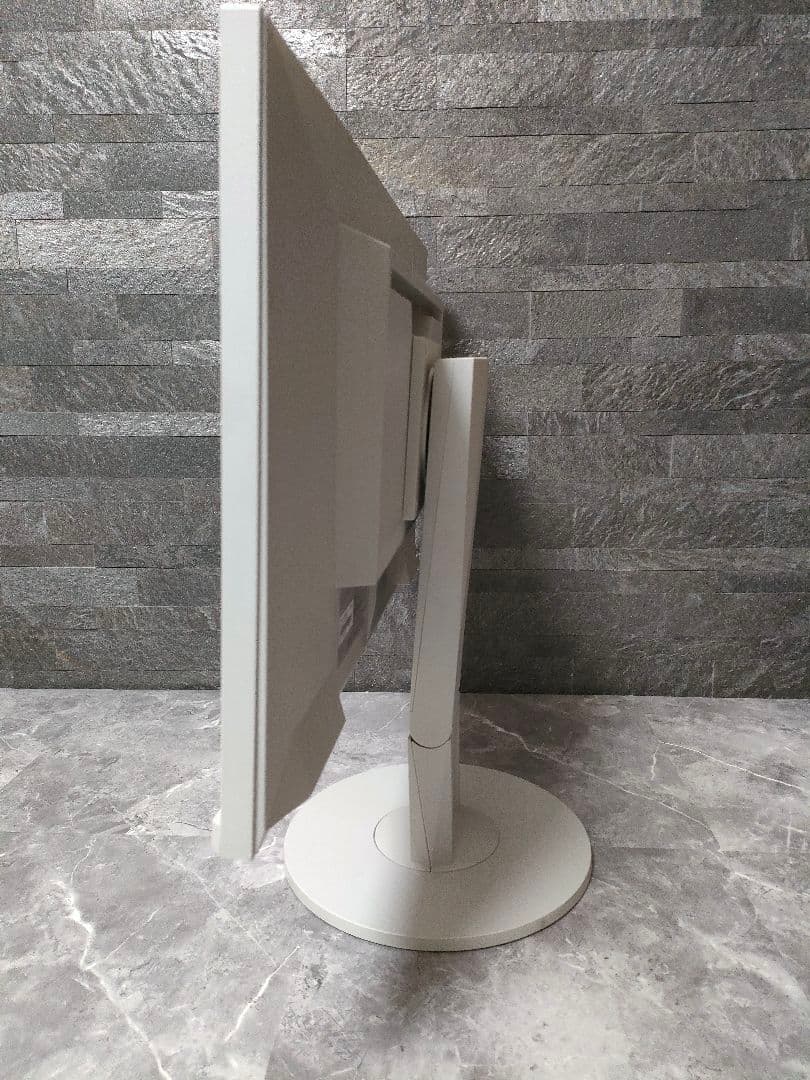 EIZO E2450 液晶モニター 白系