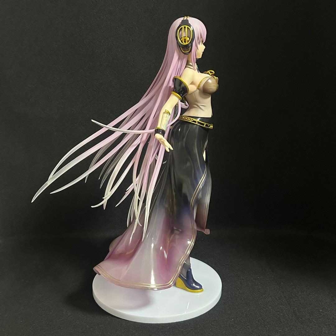 FREEing 巡音ルカ V4X 1/4フィギュア フリーイング スケール