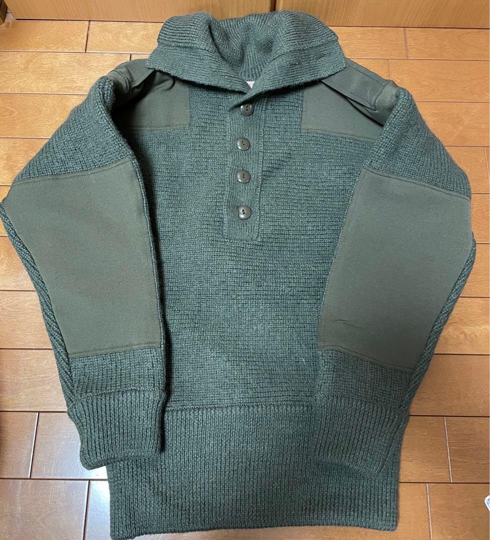 オーストラリア軍セーターschurwolle  HEERESEIGENTUM