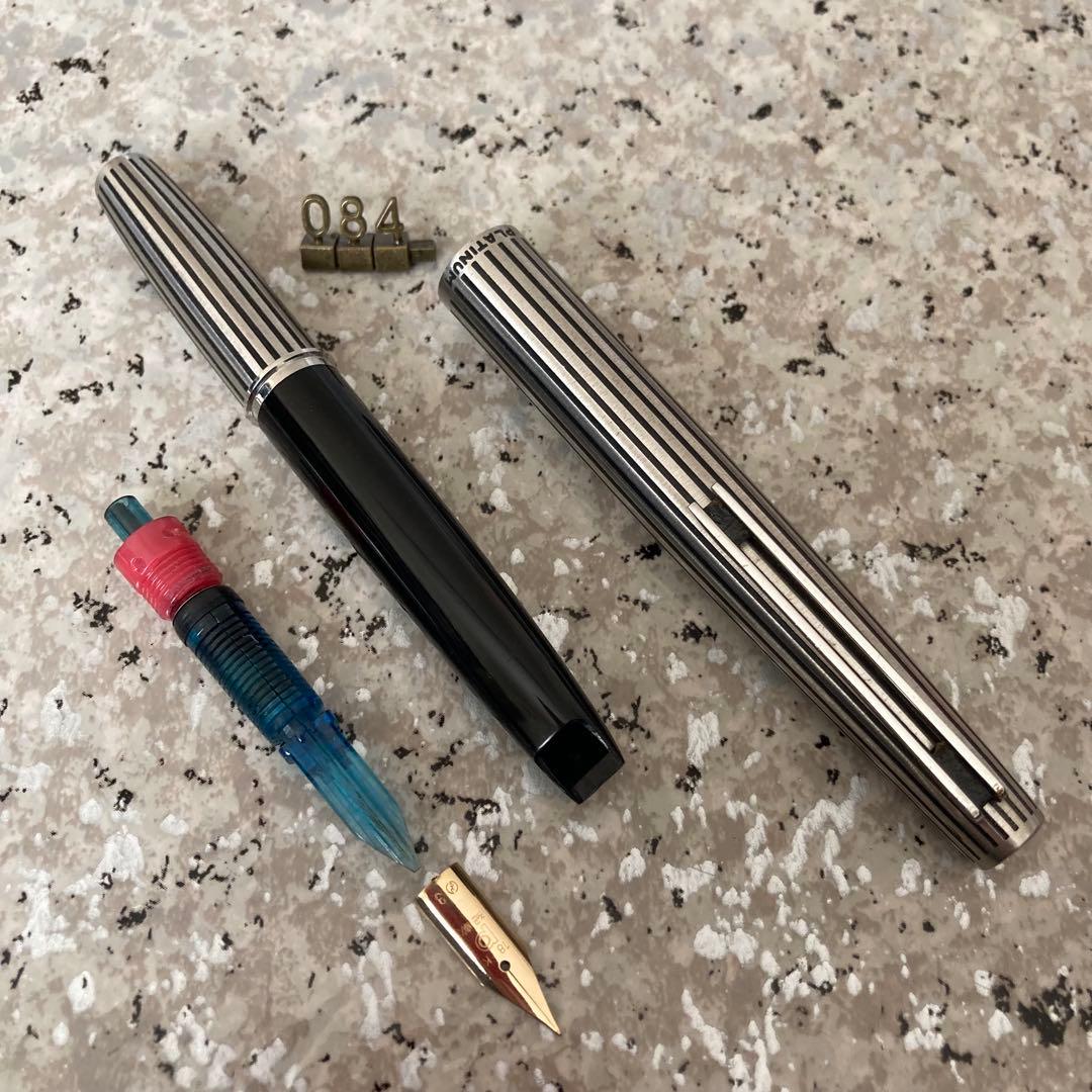 #084 オーバーホール済み 万年筆 プラチナ PLATINUM 蝕刻 18k