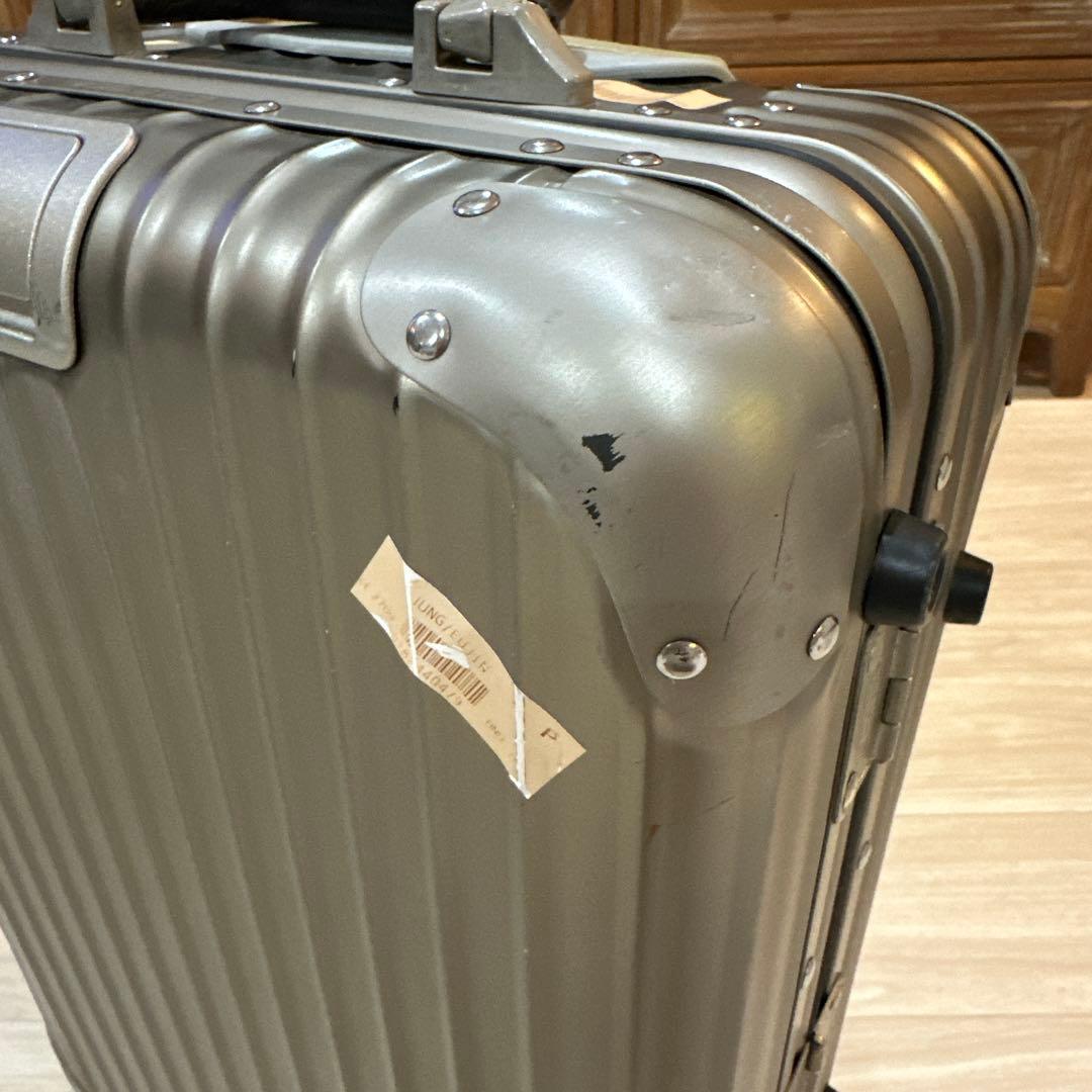 RIMOWA トパーズ チタニウム 32L(機内用)