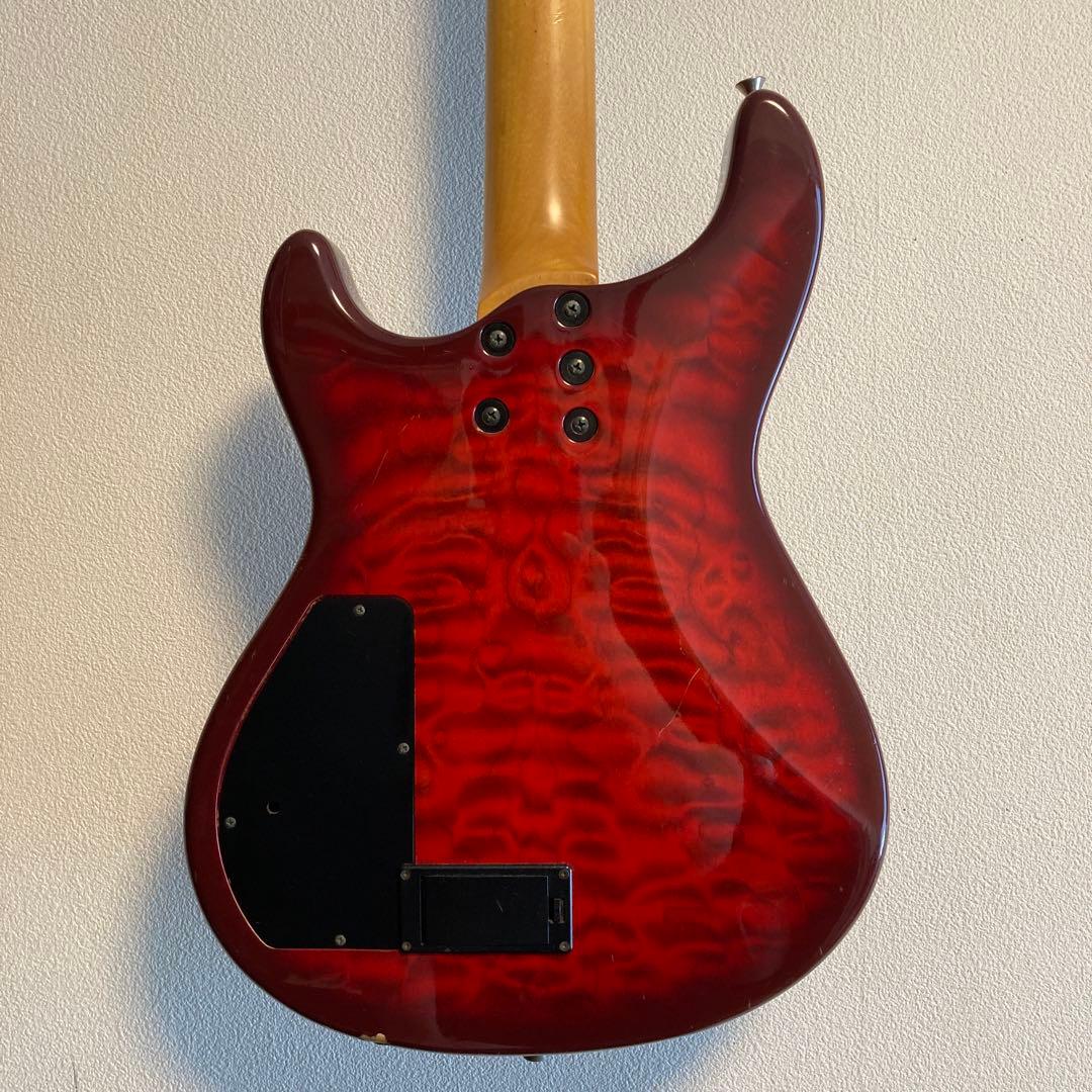 フェルナンデス　エレキギター　サスティナー搭載モデル