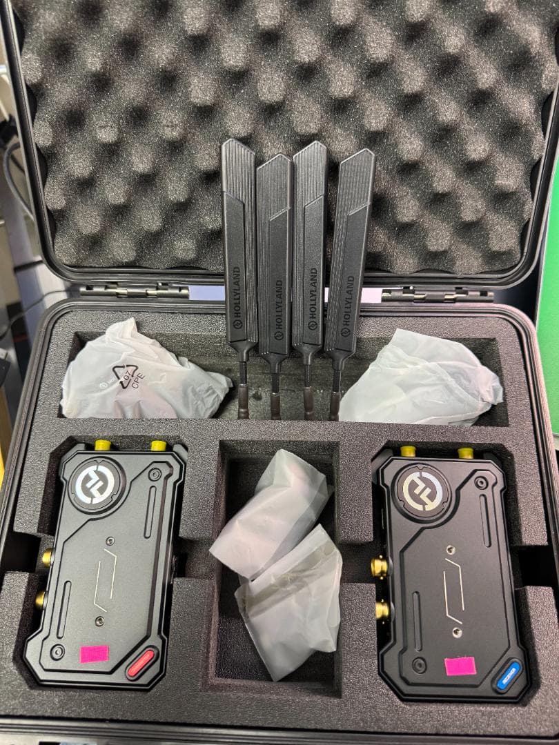 HOLLYLAND COSMO C1 映像伝送装置