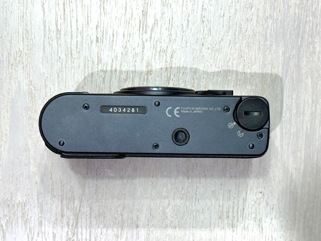 Fujifilm KLASSE S フジ クラッセS ブラック コンパクトカメラ