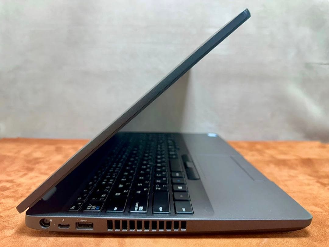 Windowsノート本体 DELL Latitude5501 i5-9300H 8GB |1179