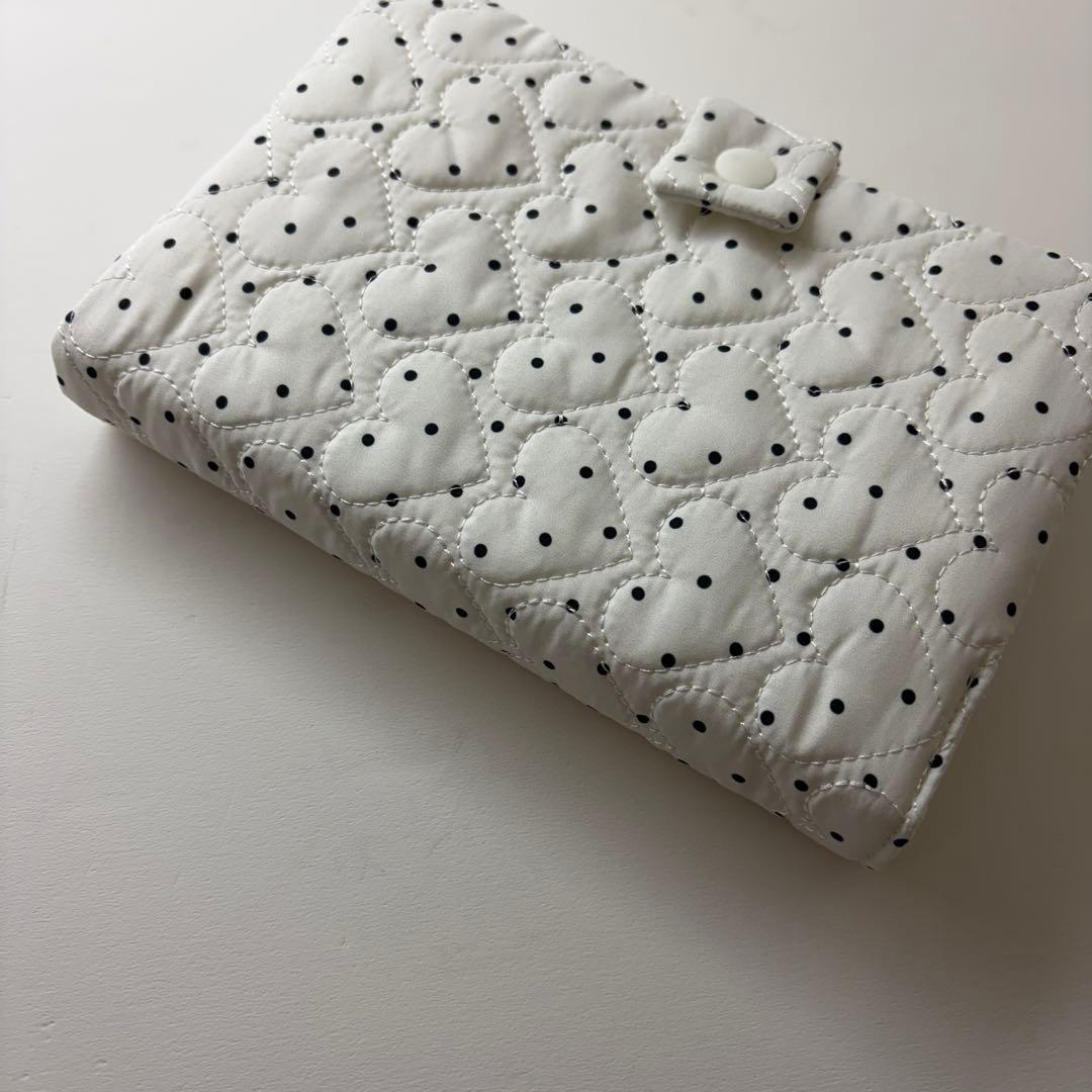 【再入荷】バインダーカバー　ハートドット　A6 ティーコースター付　韓国　貯金