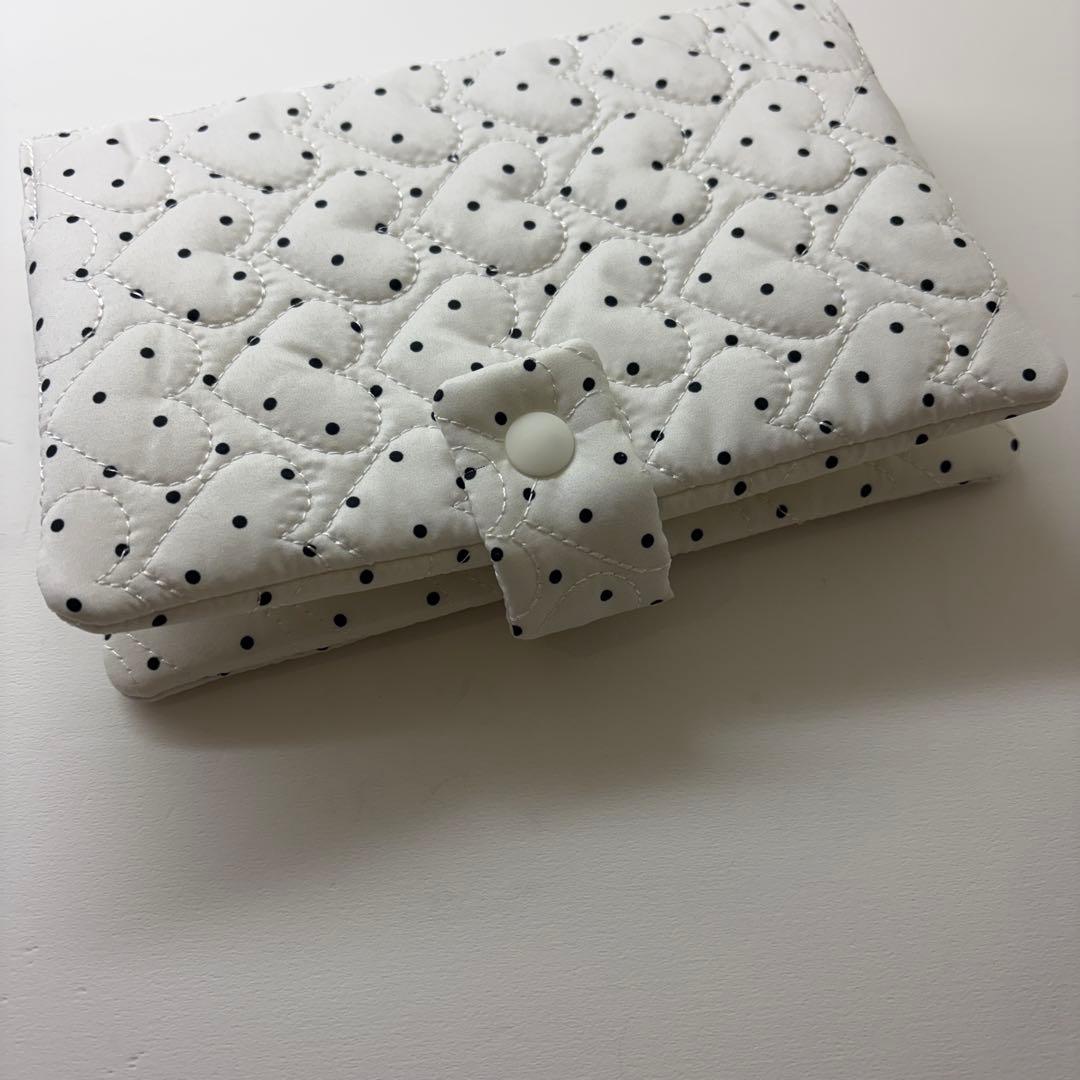 【再入荷】バインダーカバー　ハートドット　A6 ティーコースター付　韓国　貯金