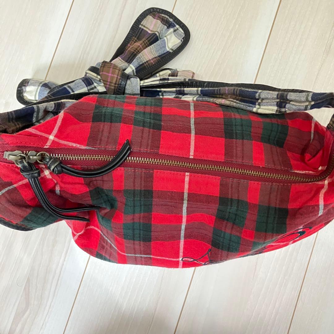 ヴィヴィアンウエストウッド　ショルダーバッグ　オーブ　チェック柄　クロスボディ