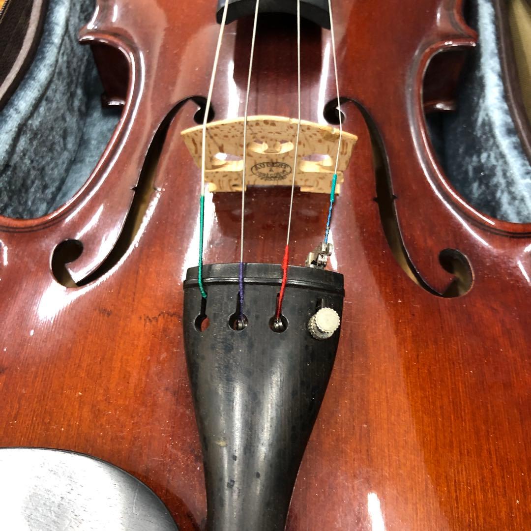 Universal Violin 4/4 ケース、弓付き