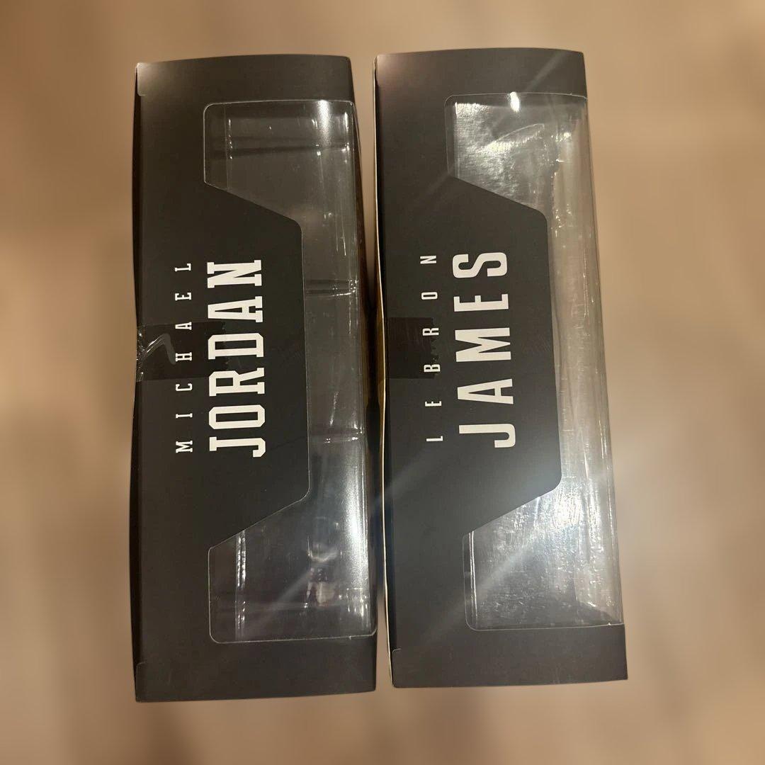 未開封 MAFEX マイケル・ジョーダン & レブロン・ジェームス フィギュア