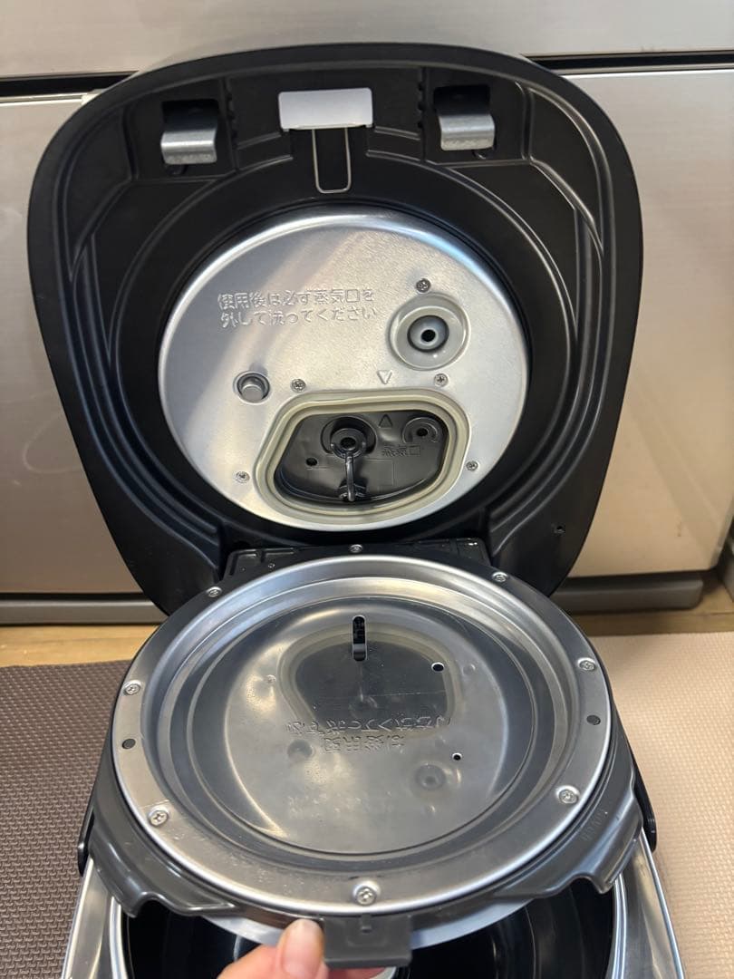 TOSHIBA RC-10VXR 東芝真空圧力IHジャー炊飯器-22年製