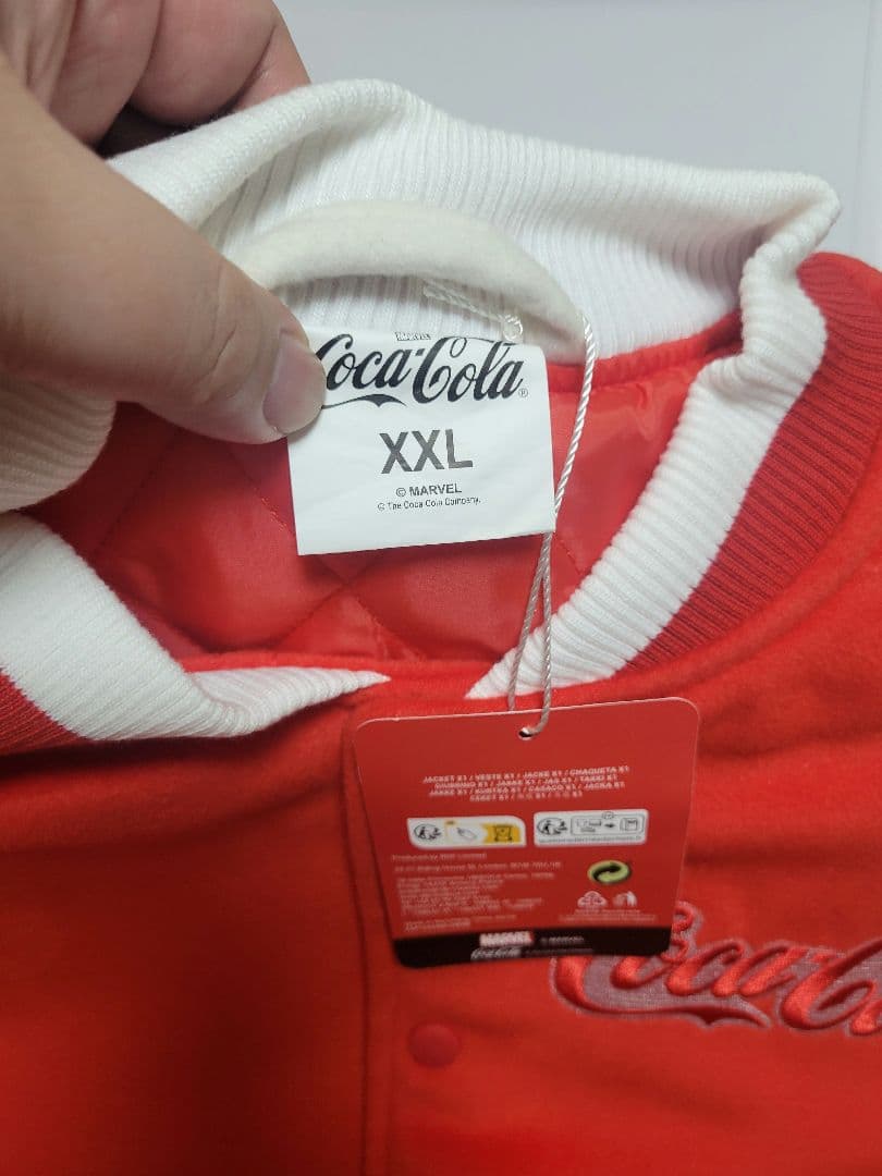 非売品　コカ・コーラ　　マーベルコラボ　XXL　スタジャン　デッドプール