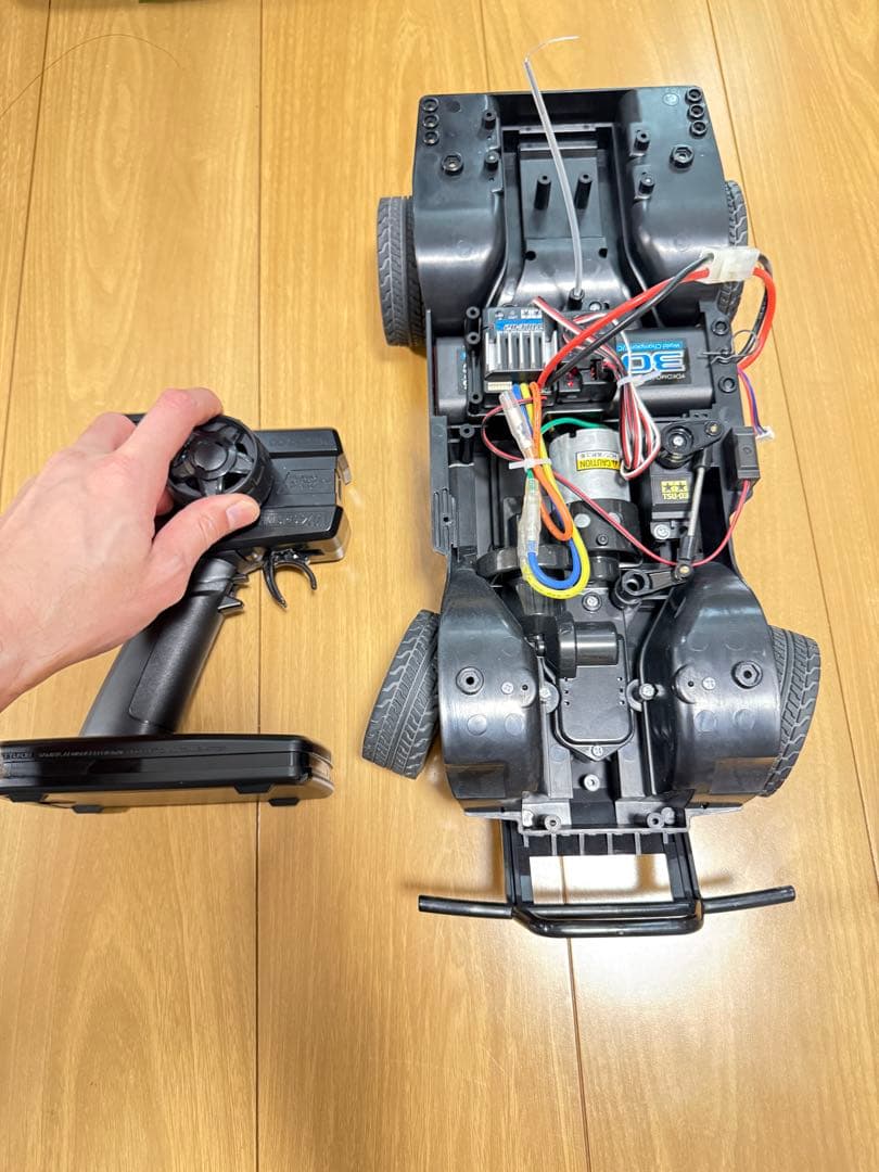 タミヤ1/10 ランドフリーダー　即走行可能