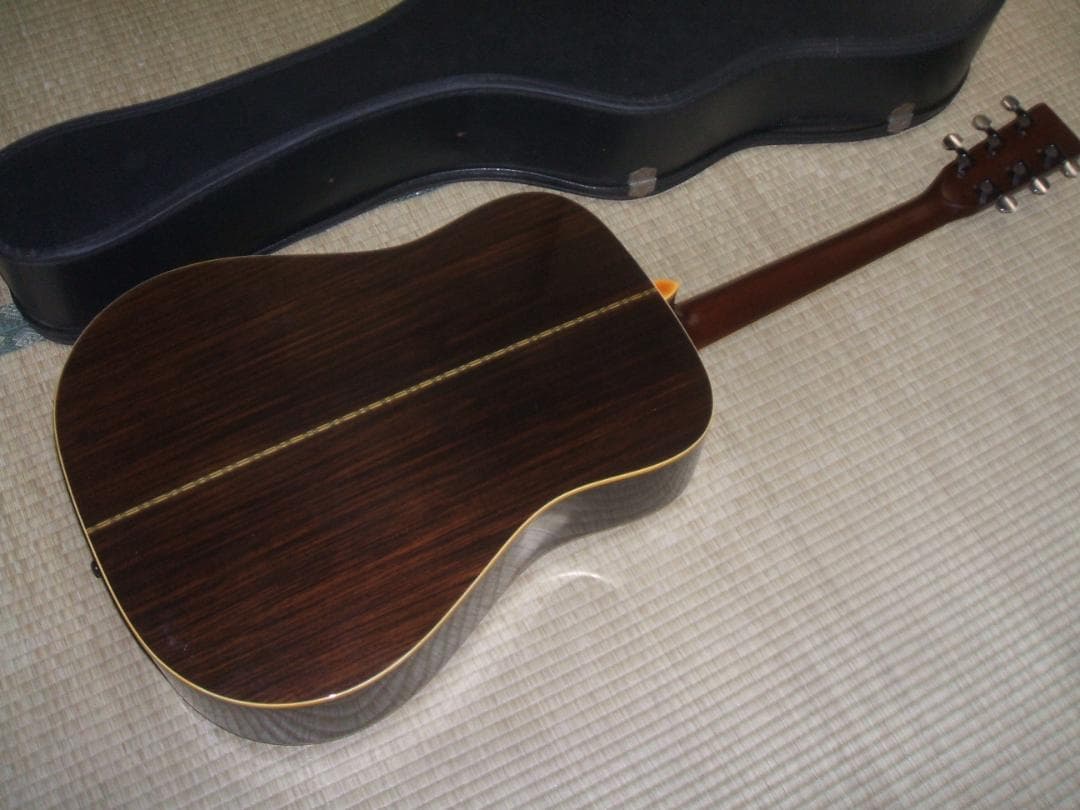 サム Thumb W250 アコースティックギター ハードケース付1977年品