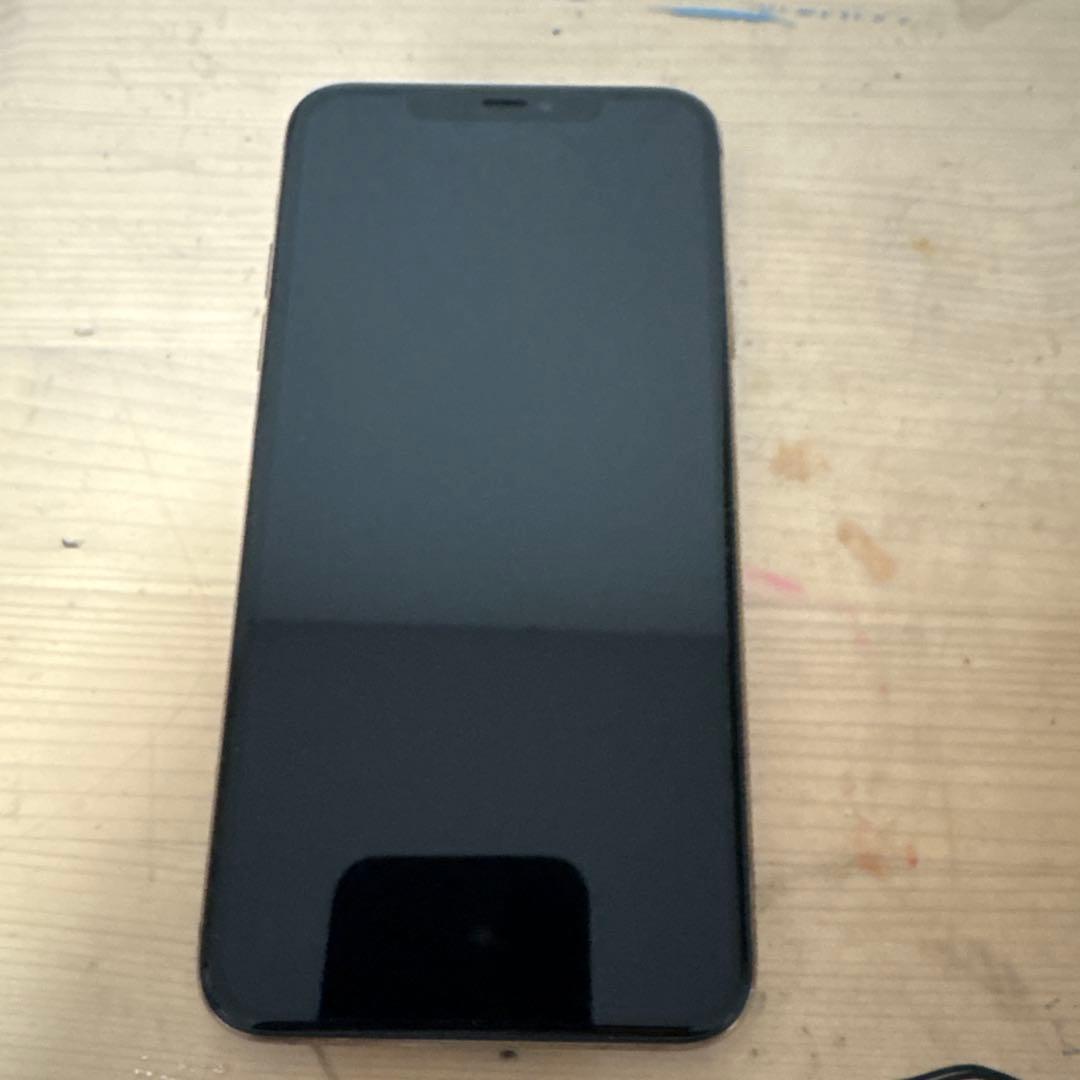 iPhone11 pro maxゴールド【本体のみ・初期化済み・SIMフリー】