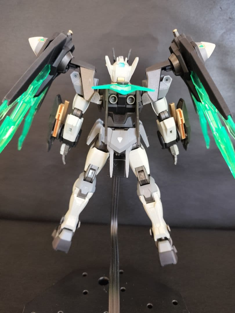 ガンダムダブルオーダイバーアーク　ガンダムブレイカー４塗装　GUNDAM 全塗装