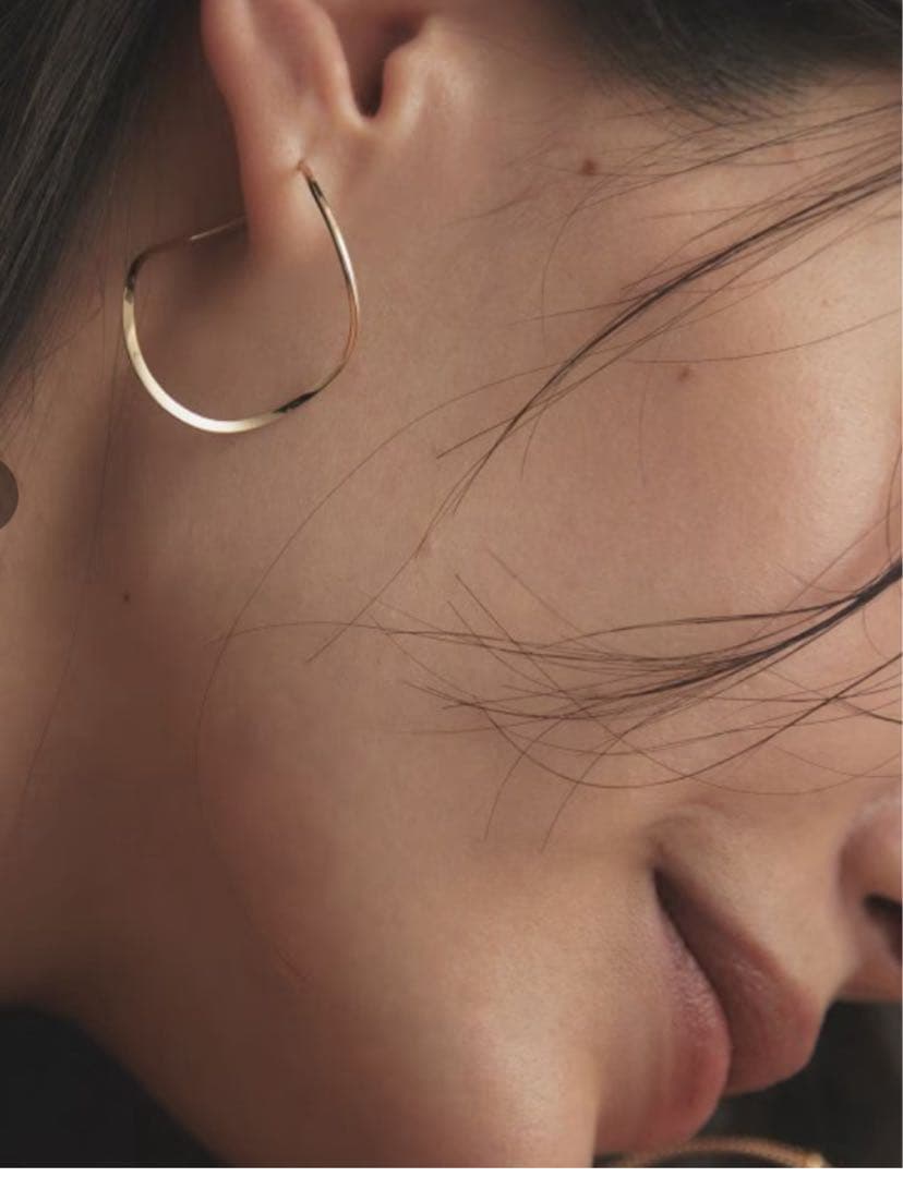 COCOSHNIK K10ポリッシュ 変形フープピアスM