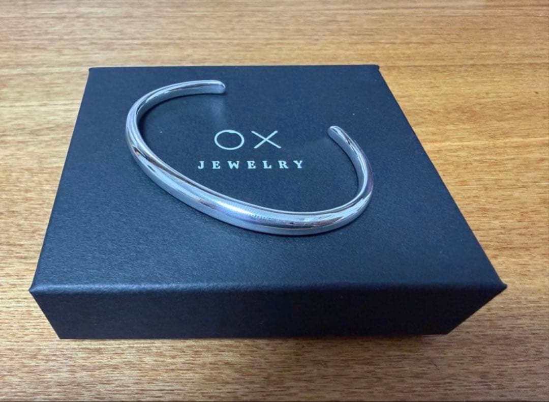 アクセサリー MB OX JEWELRY Silver Curve Bangle