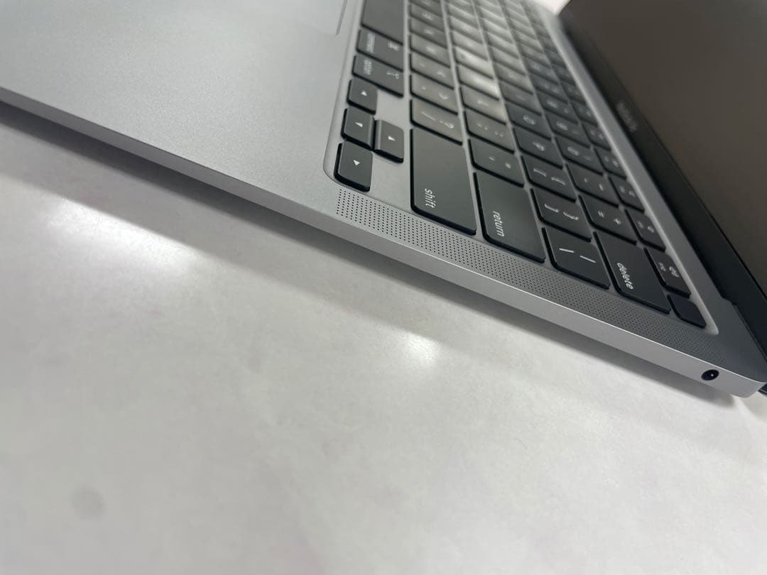 MacBook Air 13インチ スペースグレー1TB SSD 16GBメモリ