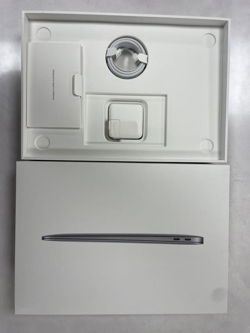 MacBook Air 13インチ スペースグレー1TB SSD 16GBメモリ