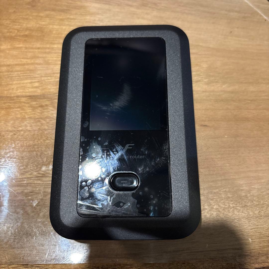 富士ソフト 5G対応Wi-Fiモバイルルーター +F FS050W