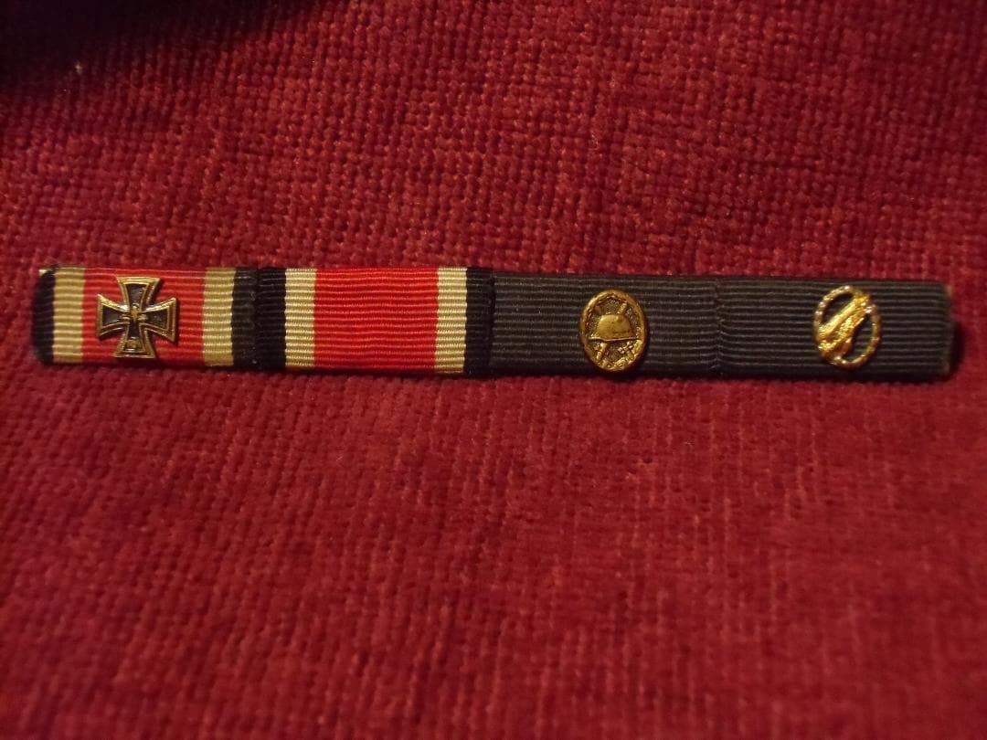 ＢＷドイツ軍/連邦軍＊１９５７年制定４連略綬/リボンバー（実物）