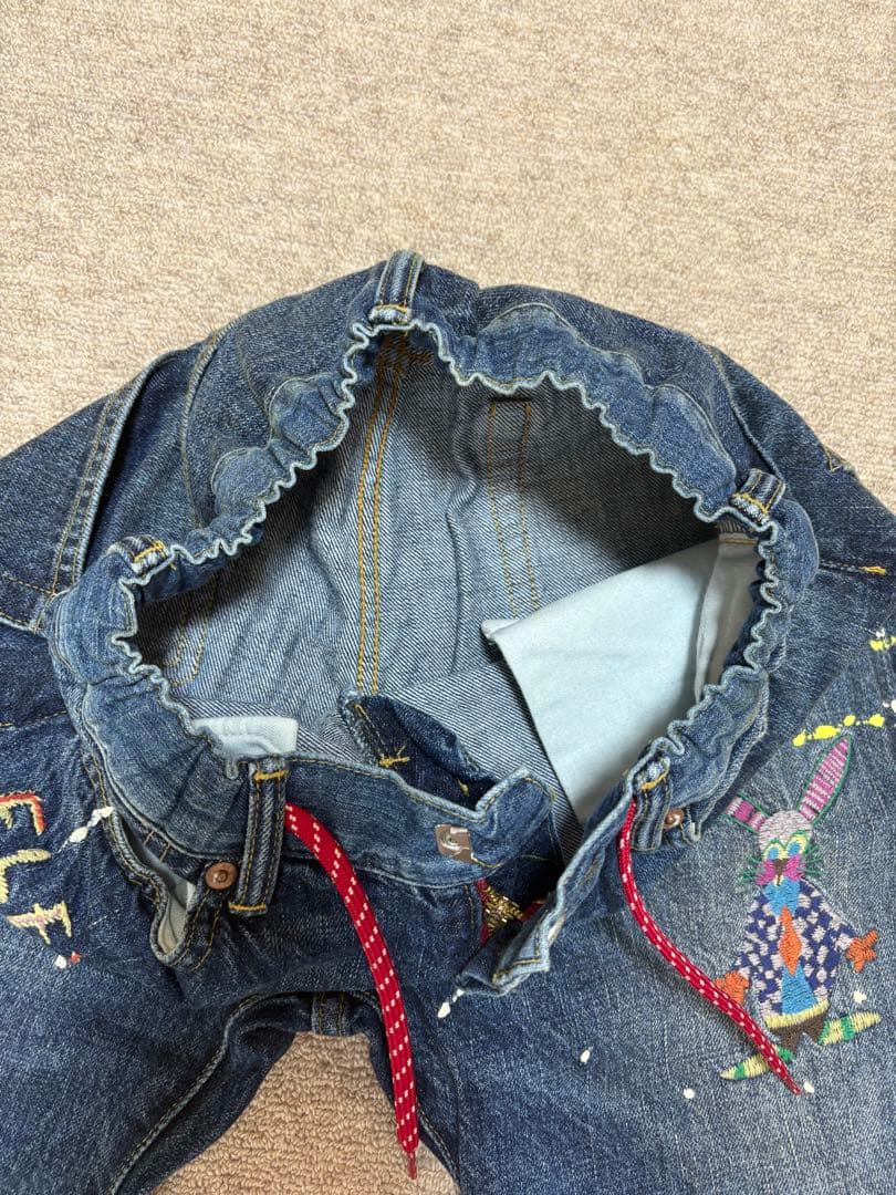 でデニムダンガリー　ジーンズ