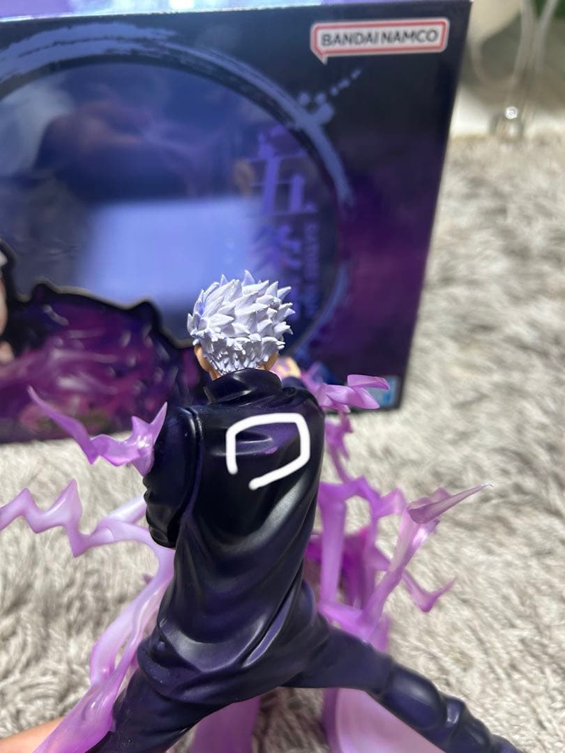 呪術廻戦 五条悟　フィギュア　中古品