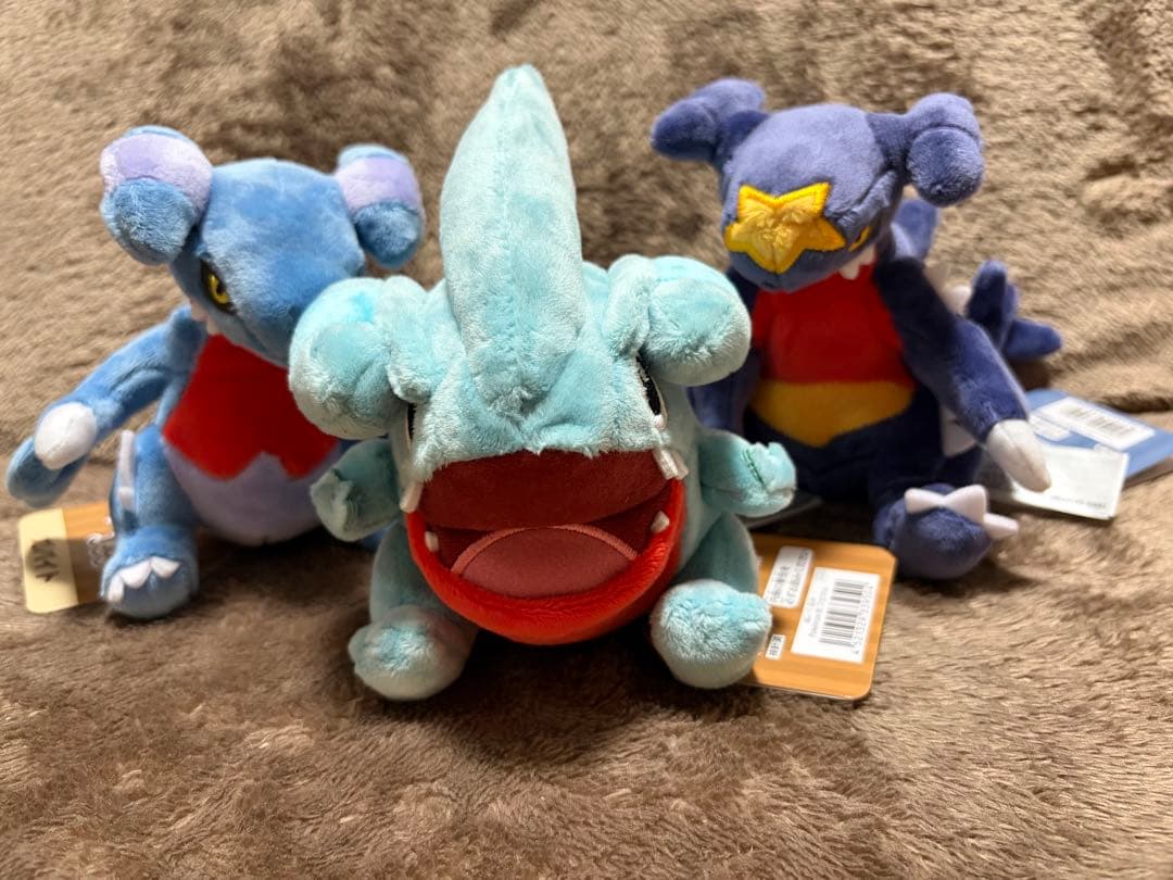 ポケモンセンター限定　ポケモンfit フカマル　ガバイト　ガブリアス