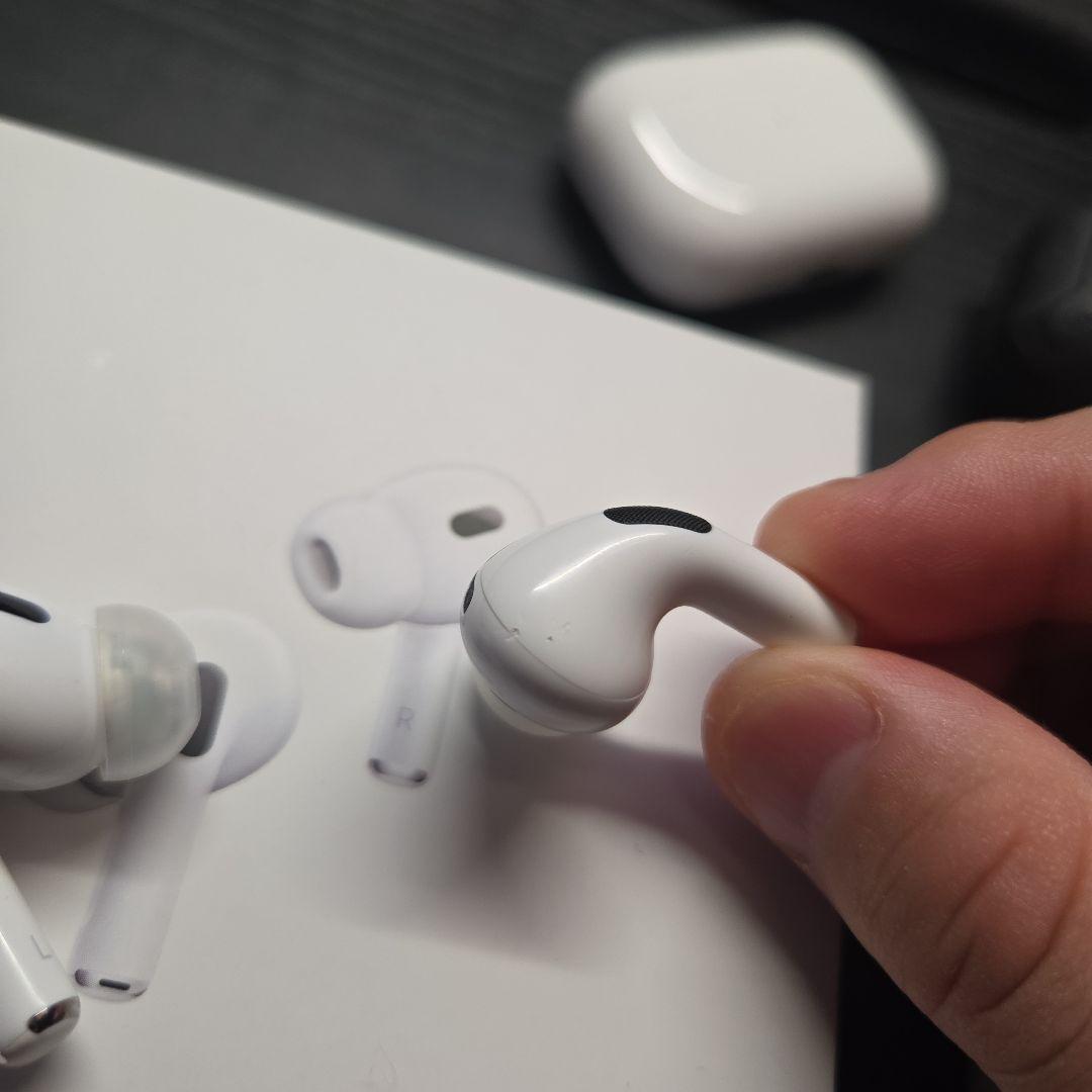 AirPods pro2 左右違い 本体 ホワイト
