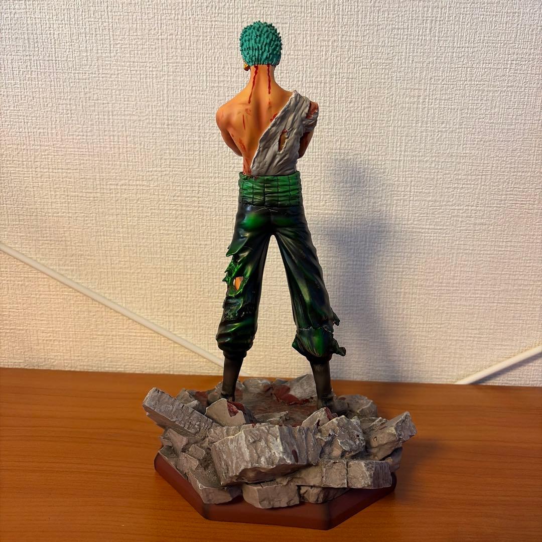 ワンピース　ゾロ　ガレージキット　フィギュア