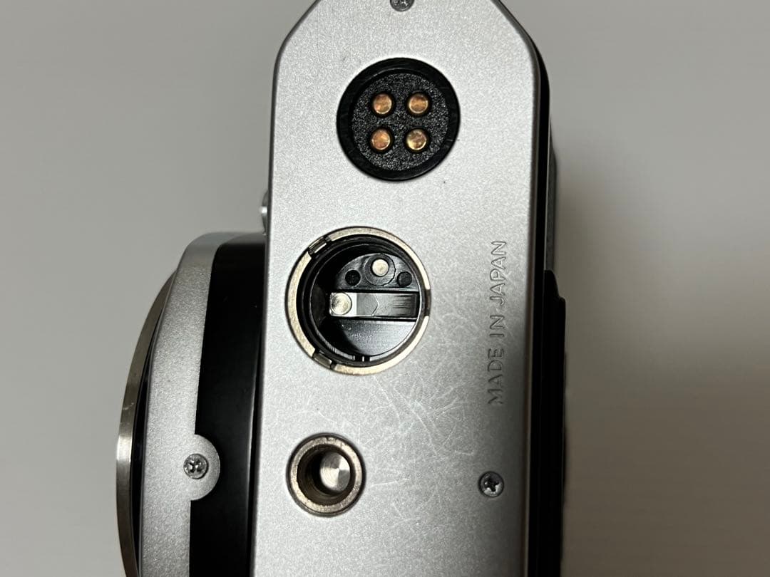 Nikon FE2 一眼レフカメラ