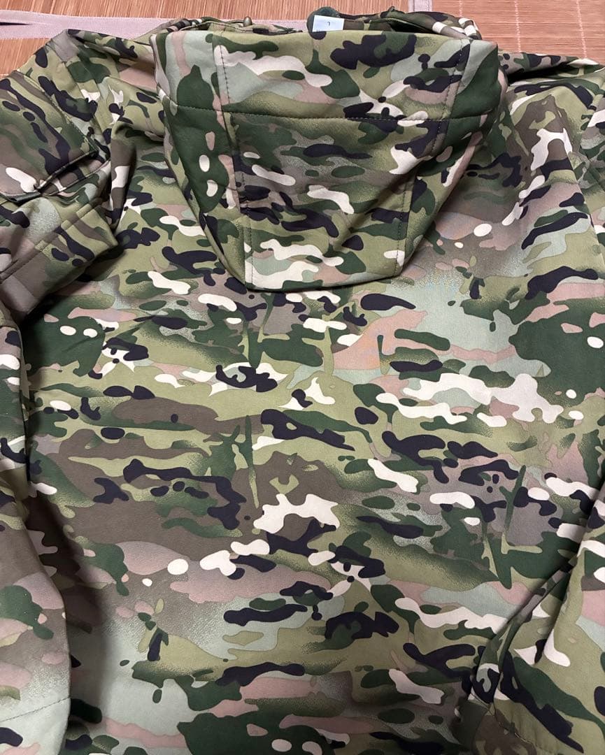 未使用ロシア軍北朝鮮軍仕様マルチカム防寒外被表地防風撥水素材裏地総フリース